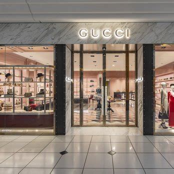 somerset gucci store.